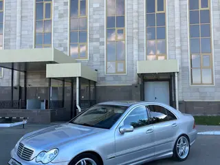 Mercedes-Benz C-Class, 2006