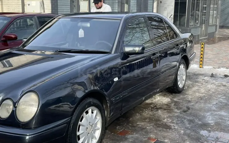 Mercedes-Benz E 320 1998 годаfor2 800 000 тг. в Шымкент