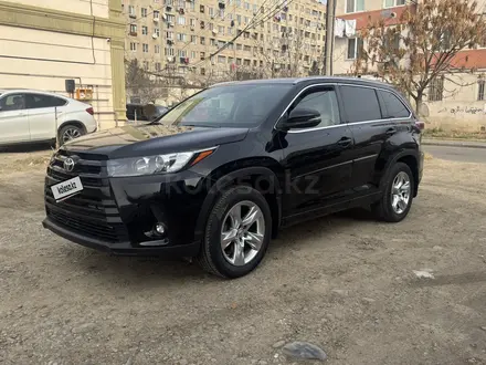 Toyota Highlander 2015 года за 9 200 000 тг. в Уральск