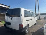 Volkswagen Caravelle 1994 года за 2 900 000 тг. в Караганда – фото 4