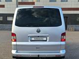 Volkswagen Multivan 2006 года за 8 500 000 тг. в Караганда – фото 2