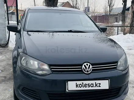 Volkswagen Polo 2015 года за 3 900 000 тг. в Алматы – фото 2