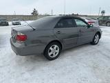 Toyota Camry 2004 годаfor5 400 000 тг. в Актобе – фото 2