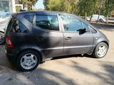 Mercedes-Benz A 160 1998 года за 2 000 000 тг. в Петропавловск – фото 2