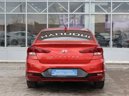 Hyundai Elantra 2019 года за 8 950 000 тг. в Астана – фото 4