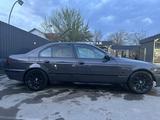 BMW 523 1997 года за 3 400 000 тг. в Алматы – фото 4