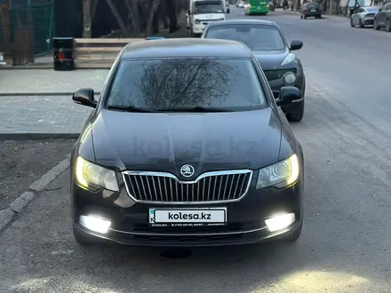 Skoda Superb 2013 года за 6 300 000 тг. в Алматы – фото 9
