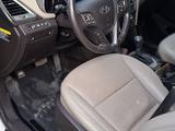 Hyundai Santa Fe 2016 года за 8 000 000 тг. в Актобе – фото 5
