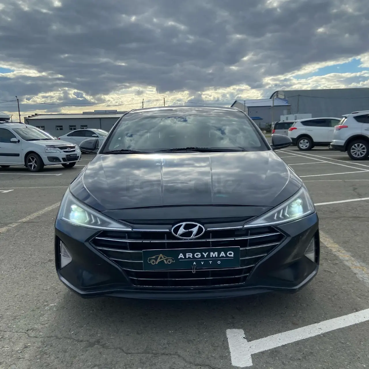 Hyundai Elantra, 2019