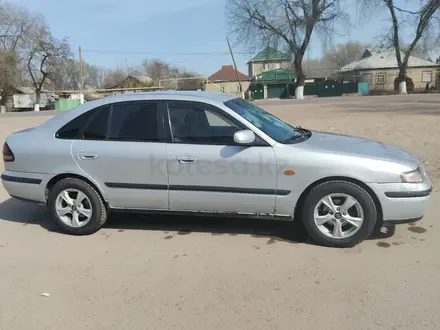 Mazda 626 1999 года за 1 600 000 тг. в Мерке – фото 2