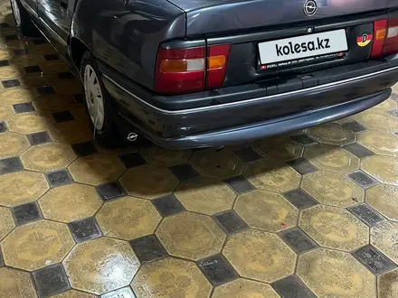 Opel Vectra 1994 года за 1 700 000 тг. в Туркестан – фото 3