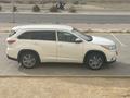 Toyota Highlander 2014 года за 14 800 000 тг. в Актау