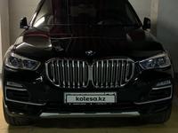 BMW X5 2021 года за 44 000 000 тг. в Астана