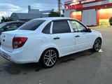 ВАЗ (Lada) Granta 2190 2013 годаүшін2 550 000 тг. в Костанай – фото 2