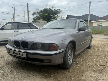 BMW 528 1998 года за 2 900 000 тг. в Тараз