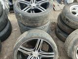 Диски с резиной Lexus R 19 Оригинал Свежедоставленные Япония за 1 000 тг. в Алматы