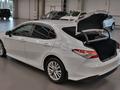 Toyota Camry 2018 года за 11 580 000 тг. в Алматы – фото 7