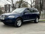 Volkswagen Touareg 2005 годаүшін4 500 000 тг. в Узынагаш