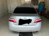 Toyota Camry 2009 года за 6 500 000 тг. в Атырау – фото 2