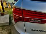 Hyundai Santa Fe 2014 годаүшін11 500 000 тг. в Уральск – фото 2