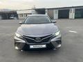 Toyota Camry 2018 года за 13 500 000 тг. в Алматы