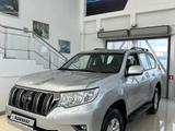 Toyota Land Cruiser Prado Comfort 2023 годаfor28 330 000 тг. в Атырау – фото 3