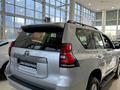 Toyota Land Cruiser Prado Comfort 2023 годаүшін28 330 000 тг. в Атырау – фото 7
