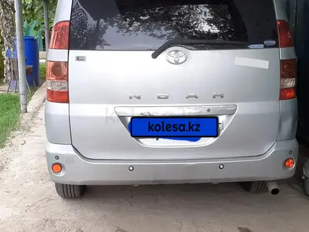 Toyota Noah 2002 года за 6 000 000 тг. в Алматы – фото 2