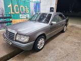 Mercedes-Benz E 200 1993 годаfor1 500 000 тг. в Караганда