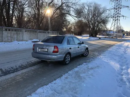 Hyundai Accent 2005 года за 1 100 000 тг. в Актобе – фото 4