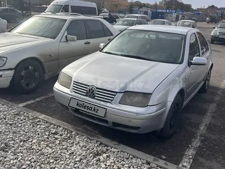 Volkswagen Jetta 2004 года за 2 200 000 тг. в Шахтинск – фото 2