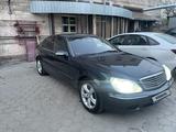 Mercedes-Benz S 320 2000 годаfor4 000 000 тг. в Шу – фото 5