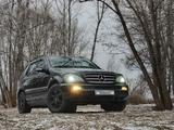 Mercedes-Benz ML 350 2003 года за 4 800 000 тг. в Актобе – фото 2