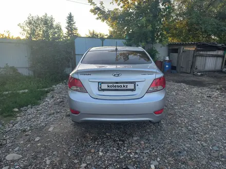 Hyundai Solaris 2012 года за 3 500 000 тг. в Усть-Каменогорск – фото 6