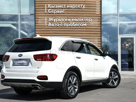 Kia Sorento Comfort 2018 года за 13 500 000 тг. в Шымкент – фото 18