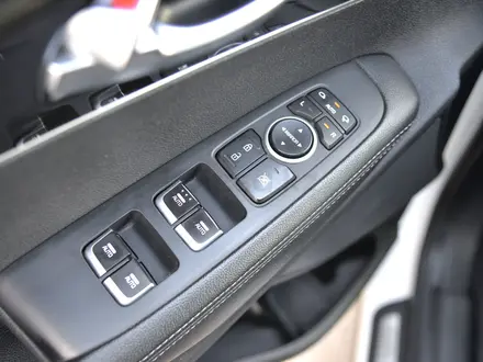 Kia Sorento Comfort 2018 года за 13 500 000 тг. в Шымкент – фото 20