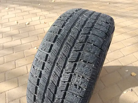 ОДНА шина 225/55 R17 — "Pirelli Winter 210 SnowSport" (Германия) за 25 000 тг. в Астана – фото 2