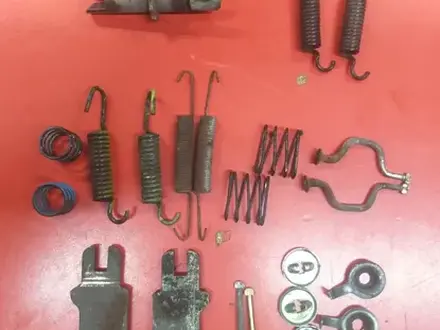 Комплект ручного тормоза за 12 000 тг. в Алматы