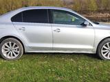 Volkswagen Jetta 2015 годаfor7 500 000 тг. в Уральск – фото 2