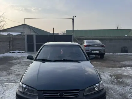 Toyota Camry 1997 года за 2 900 000 тг. в Алматы – фото 4