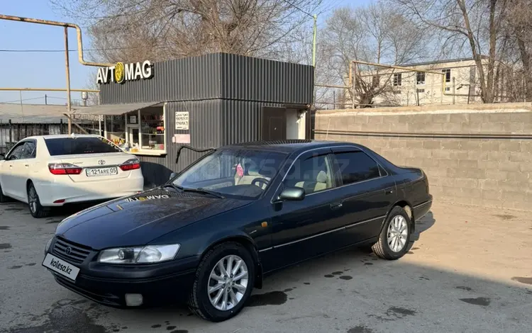 Toyota Camry 1997 года за 2 900 000 тг. в Алматы