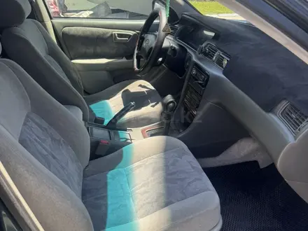 Toyota Camry 1997 года за 2 900 000 тг. в Алматы – фото 5