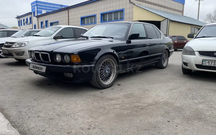 BMW 740 1994 года за 3 500 000 тг. в Караганда