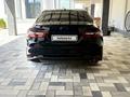 Toyota Camry 2021 года за 18 000 000 тг. в Шымкент – фото 2