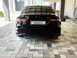 Toyota Camry 2021 годаүшін18 000 000 тг. в Шымкент – фото 2