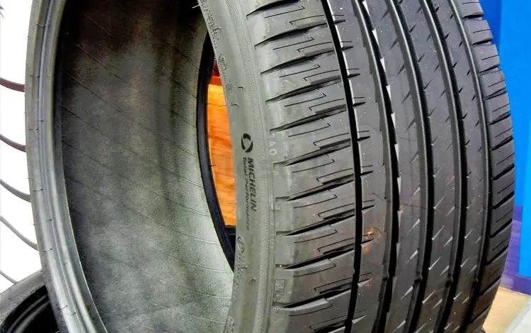 275/55/19 MICHELIN Pilot Sport 4 за 745 000 тг. в Алматы