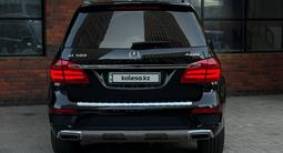 Mercedes-Benz GL 500 2014 года за 14 900 000 тг. в Астана – фото 2