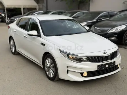 Kia K5 2016 года за 9 200 000 тг. в Алматы – фото 4