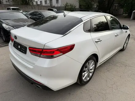 Kia K5 2016 года за 9 200 000 тг. в Алматы – фото 14