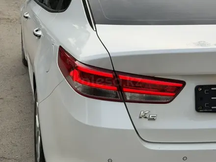 Kia K5 2016 года за 9 200 000 тг. в Алматы – фото 16